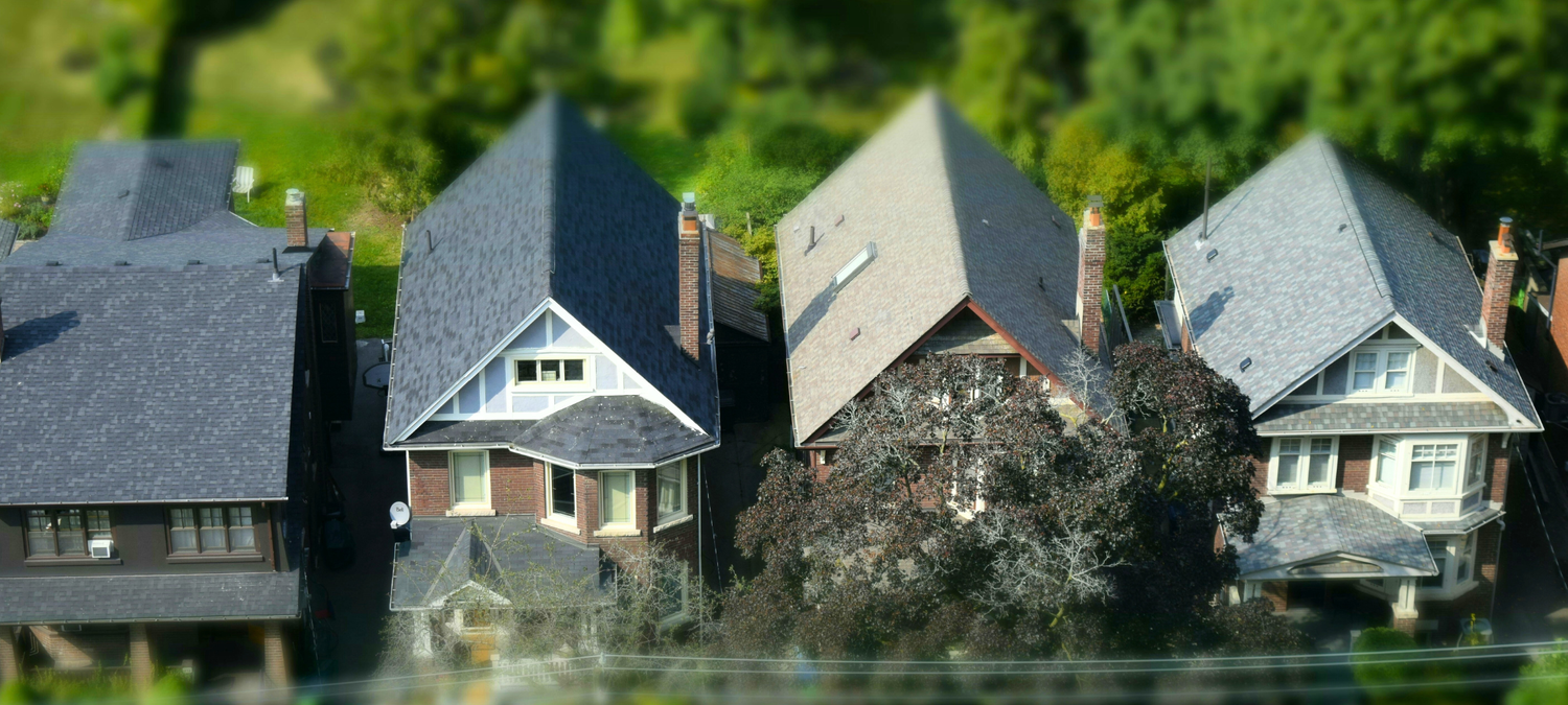 BG 6 - Aerial view roofs-1